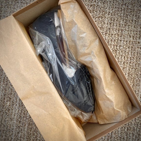 Madewell Leather Tassel Teddy Loafer in Navy Python 6M - Picture 9 of 11